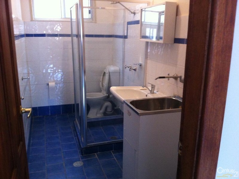 1/4 Abergeldie Street, Dulwich Hill NSW 2203