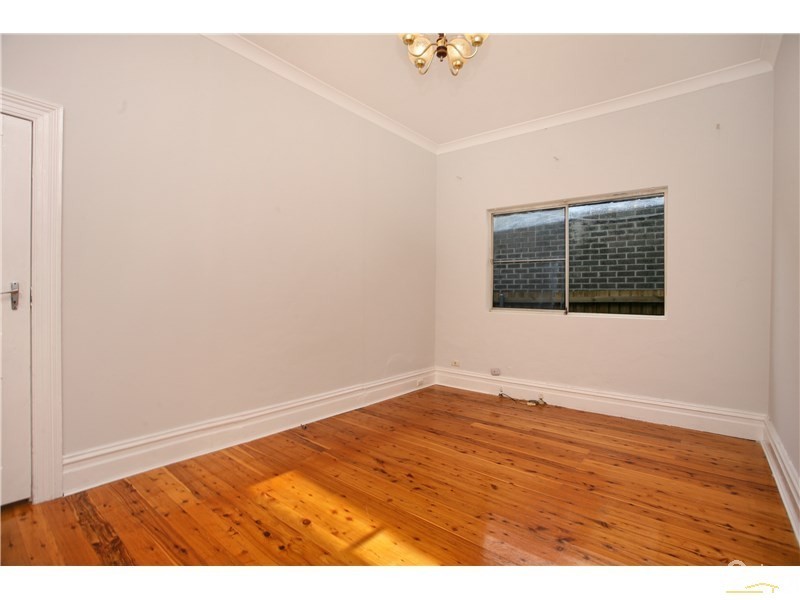 16  Beach Road, Dulwich Hill NSW 2203