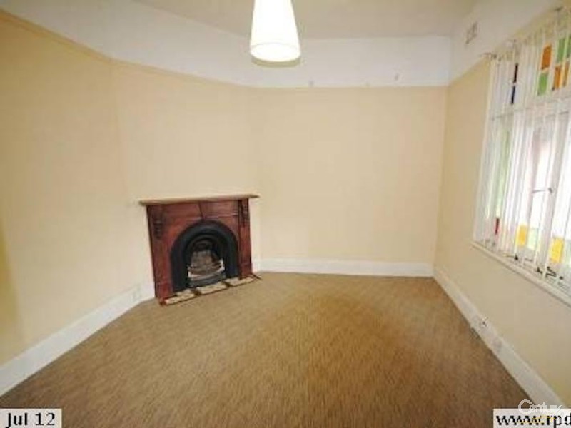 12 Pearl Street, Newtown NSW 2042