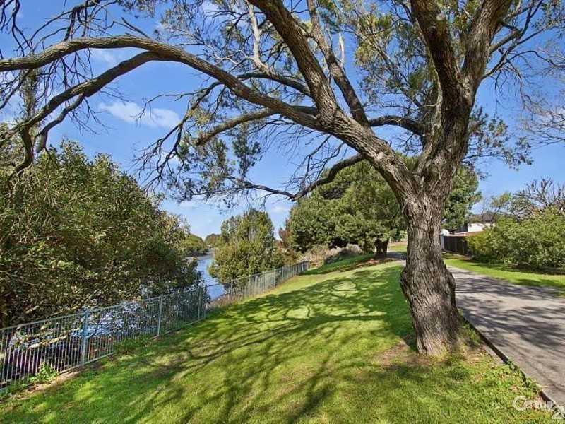 42 Berna Street, Canterbury NSW 2193