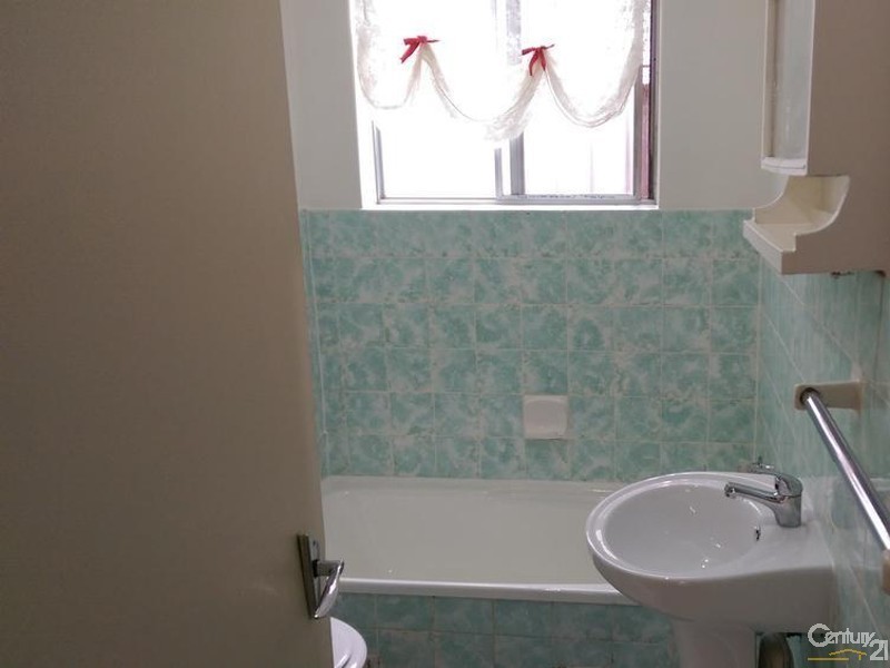 1/69 Denman Avenue, Wiley Park NSW 2195