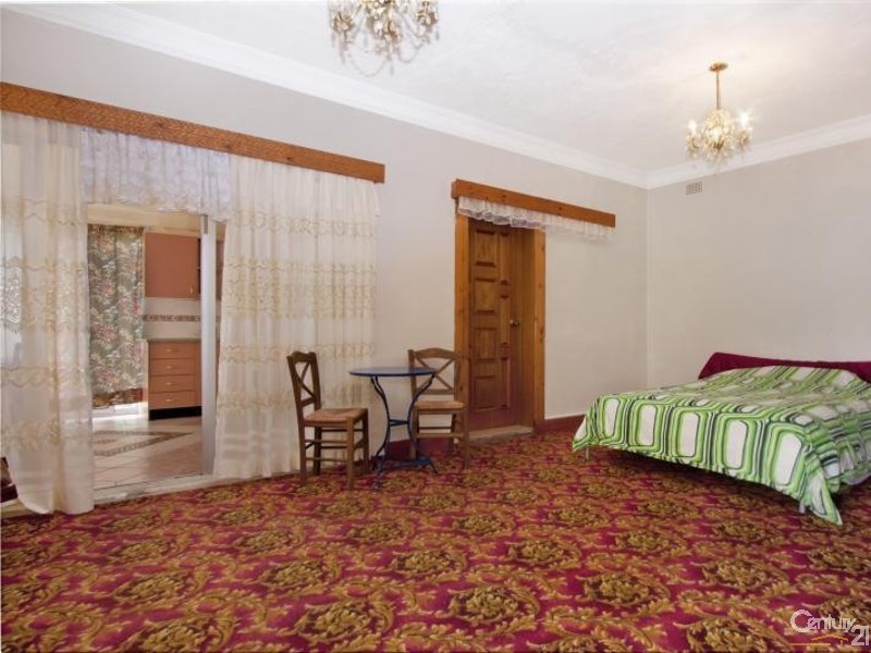 3 Hill Street, Carlton NSW 2218