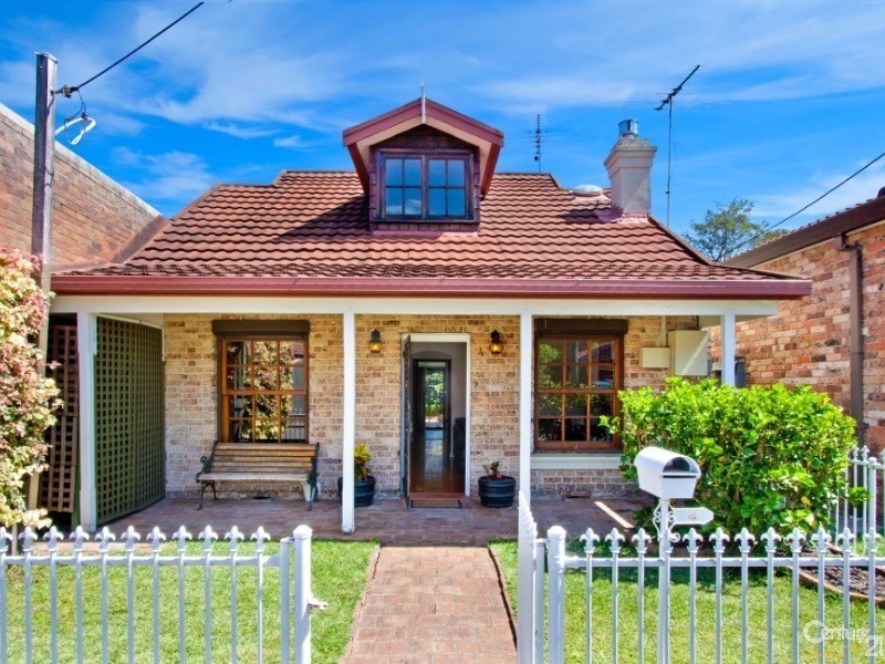 4 Stanley Street, Marrickville NSW 2204