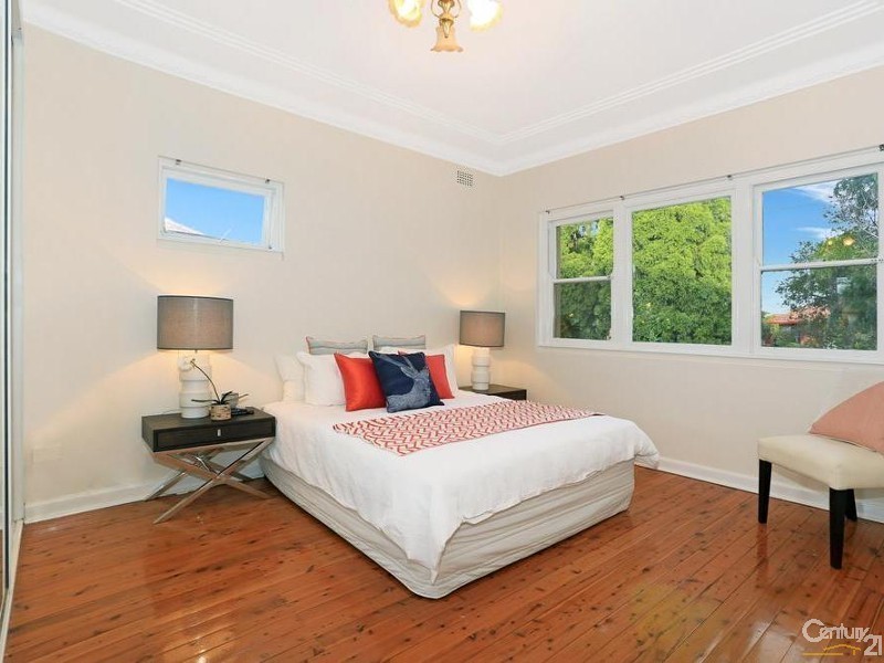 13  Moondani Road, Beverly Hills NSW 2209