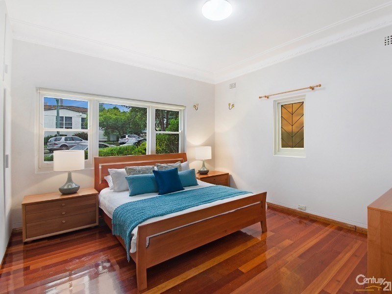 42 Baumans Road, Peakhurst NSW 2210