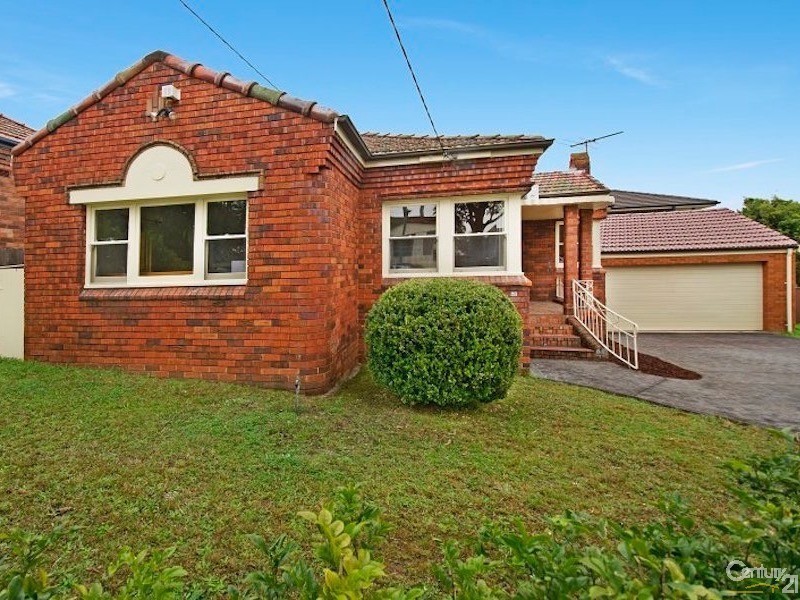 42 Baumans Road, Peakhurst NSW 2210