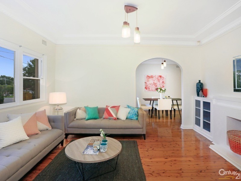 13 Moondani Road, Beverly Hills NSW 2209