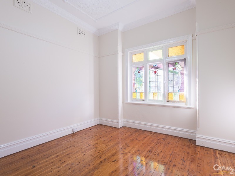 32  Mount Street, Hurlstone Park NSW 2193