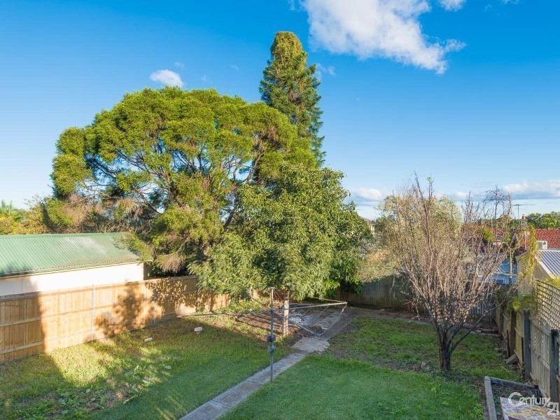 32  Mount Street, Hurlstone Park NSW 2193