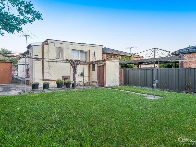 141 Duntroon Street, Hurlstone Park NSW 2193