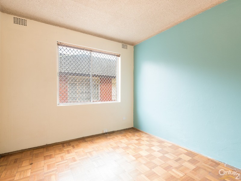 2/56 Crinan Street, Hurlstone Park NSW 2193