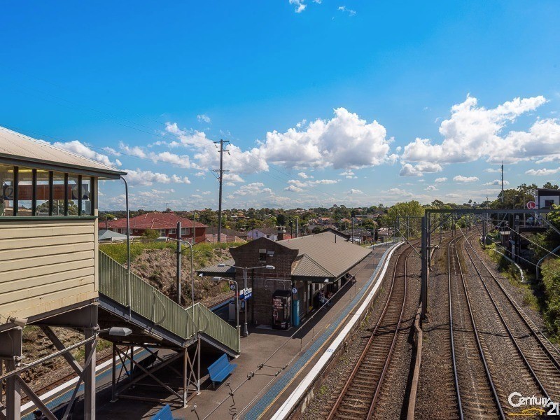 27 Fairfowl St, Dulwich Hill NSW 2203