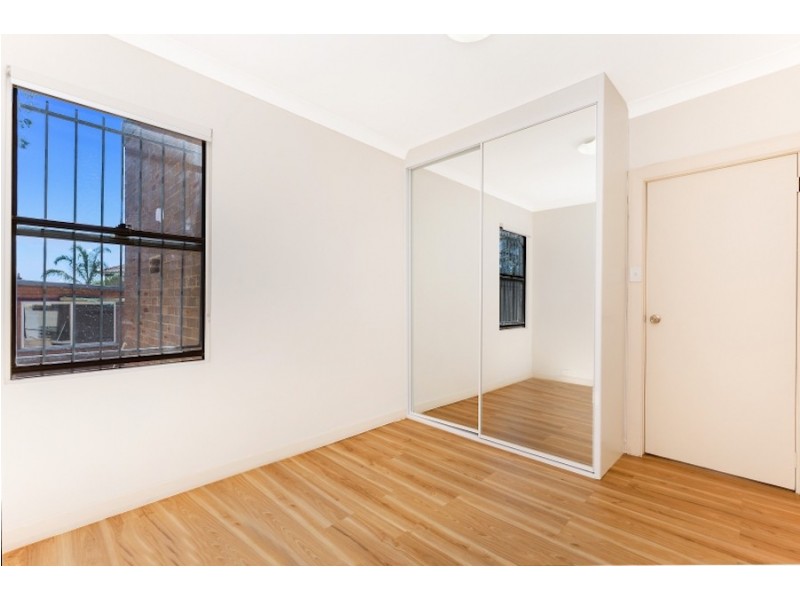 2/4 Abergeldie St, Dulwich Hill NSW 2203