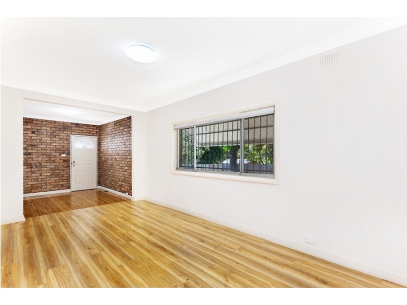 2/4 Abergeldie St, Dulwich Hill NSW 2203