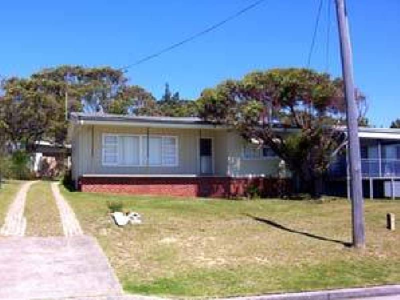 Hyams Beach NSW 2540
