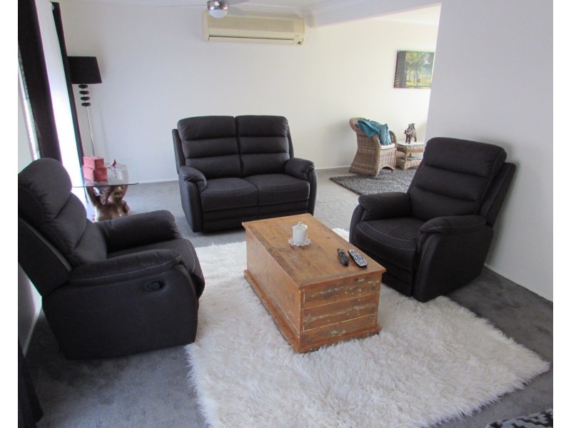 42 Mummaga Lake Drive, Dalmeny NSW 2546