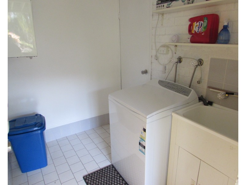 42 Mummaga Lake Drive, Dalmeny NSW 2546