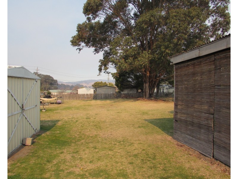 3 Bank Street, Cobargo NSW 2550
