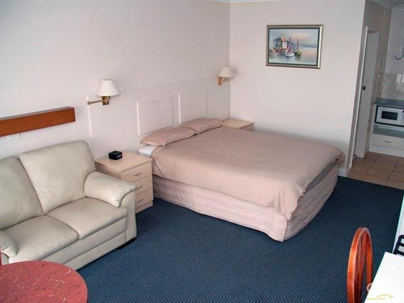 141 Princes Highway, Narooma NSW 2546