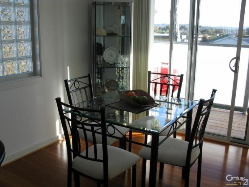 1/4 Marine Drive, Narooma NSW 2546