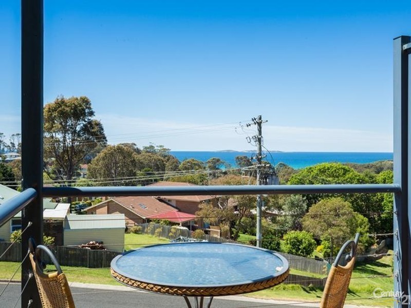 3/10 Marine Drive, Narooma NSW 2546