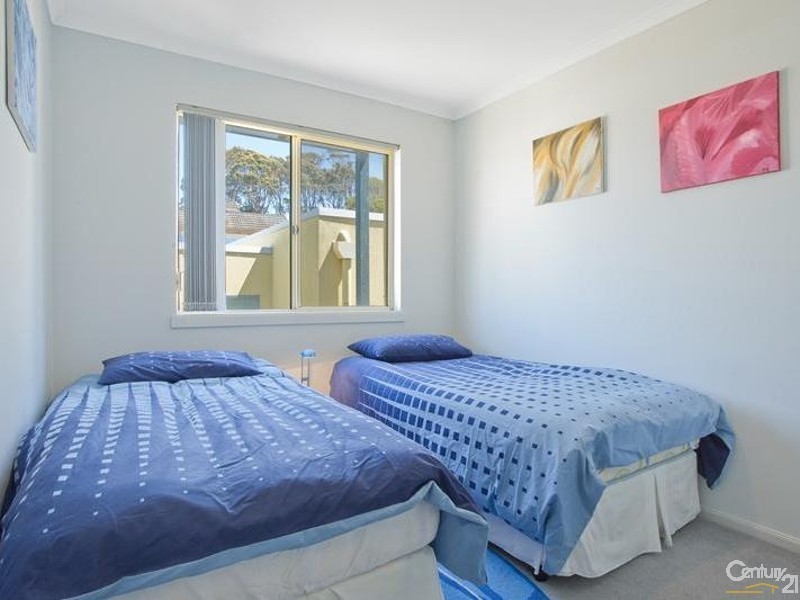 3/10 Marine Drive, Narooma NSW 2546