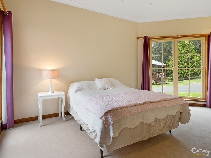 42 Old South Coast Road, Narooma NSW 2546