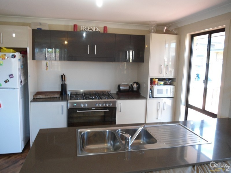 21  Binalong Street, Dalmeny NSW 2546