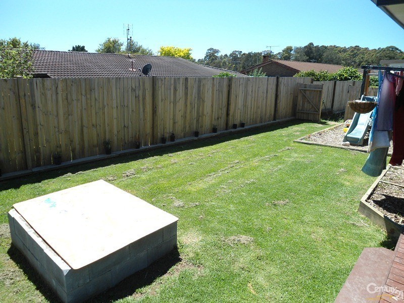 21  Binalong Street, Dalmeny NSW 2546