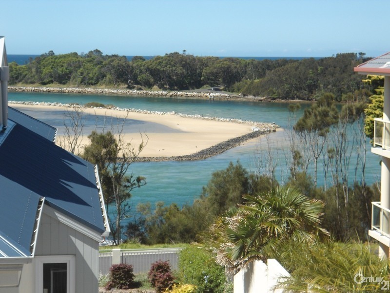 17/89-93 Campbell Street (Wharf Apartments), Narooma NSW 2546