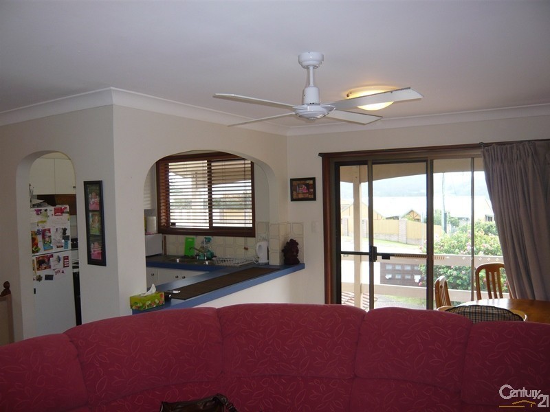 2/217 Princes Highway, Narooma NSW 2546