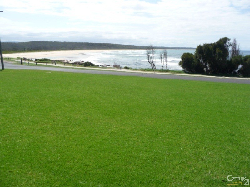 23 McMillan Cres, Dalmeny NSW 2546