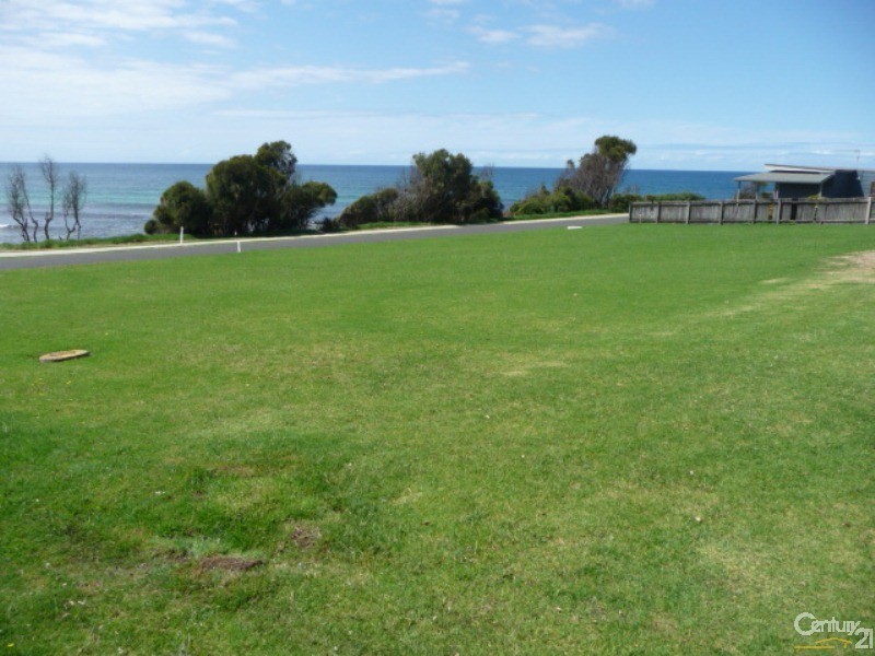 23 McMillan Cres, Dalmeny NSW 2546