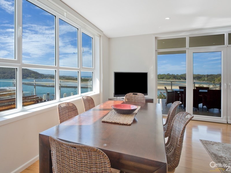 2/89 Campbell Street (Wharf Apartments), Narooma NSW 2546