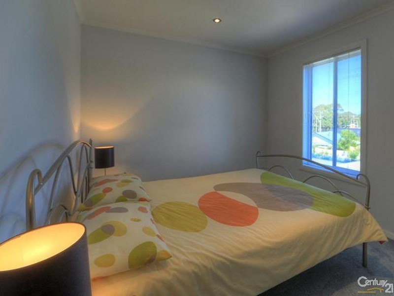 10/4 Princes Highway (Boardwalk Apartments), Narooma NSW 2546