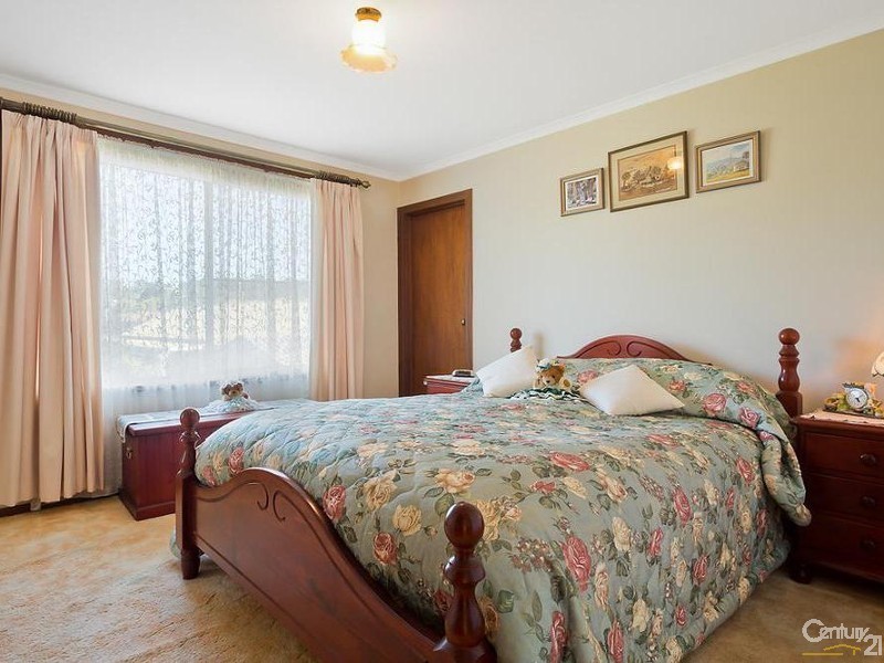 19 Mort Avenue, Dalmeny NSW 2546