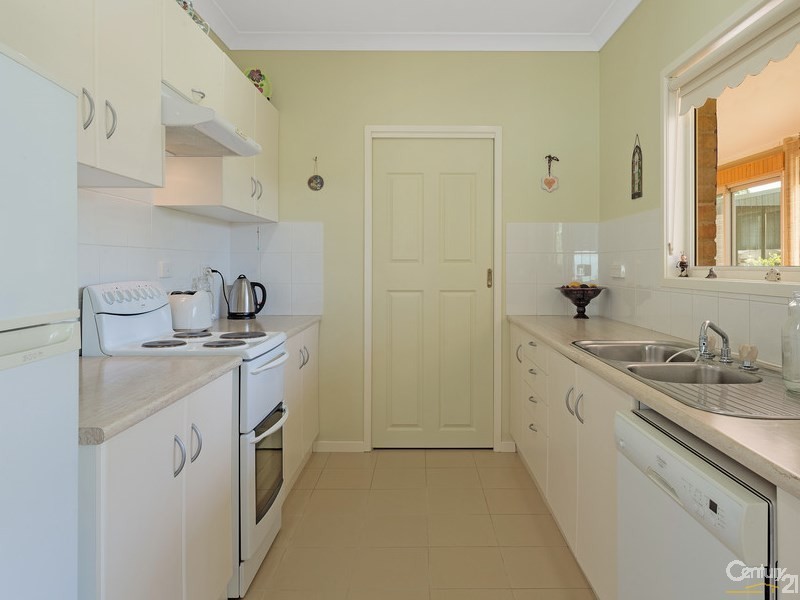 4 Martin Grove, Mystery Bay NSW 2546