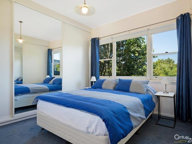 26 Tilba Street, Narooma NSW 2546