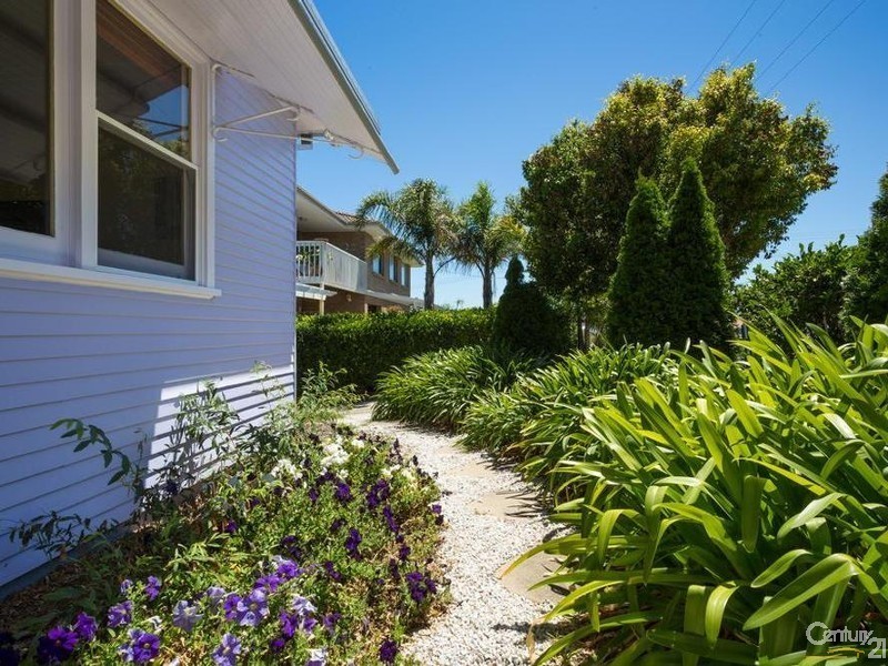 26 Tilba Street, Narooma NSW 2546