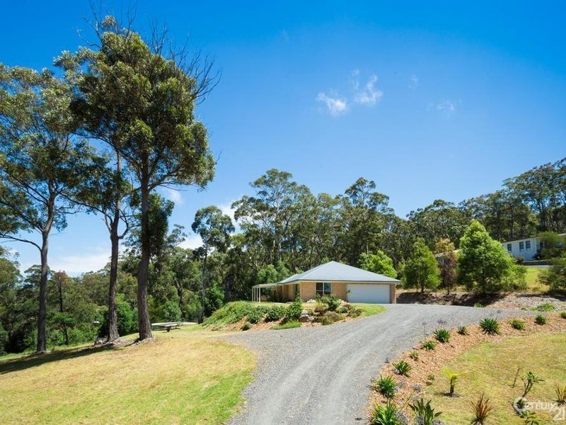 103 Rainforest Parkway, Narooma NSW 2546