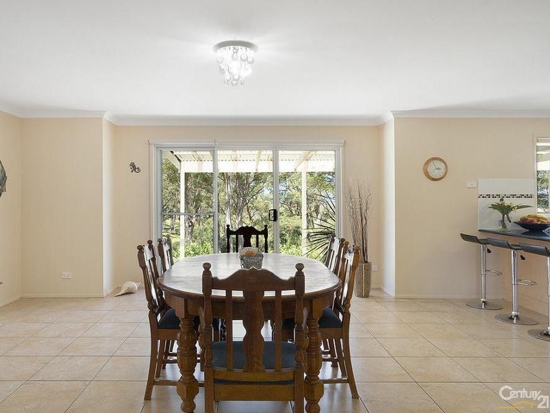 103 Rainforest Parkway, Narooma NSW 2546