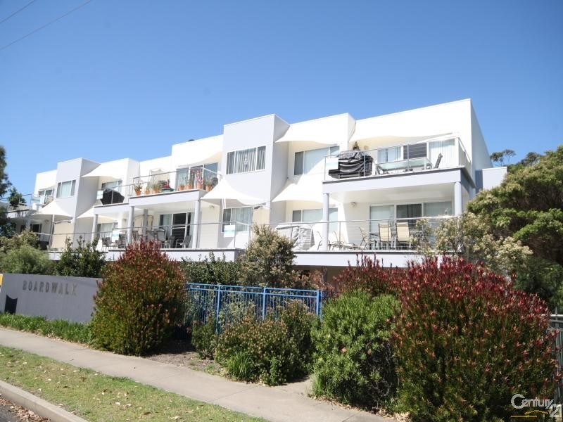 10/4 Boardwalk Apartments, 4-6 Princes Highway, Narooma NSW 2546