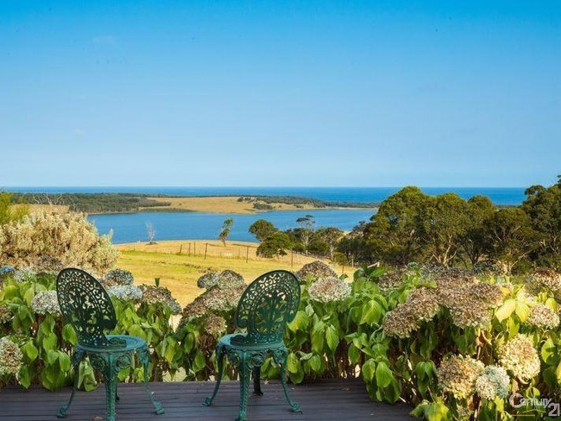 64 Sunnyside Road, Central Tilba NSW 2546