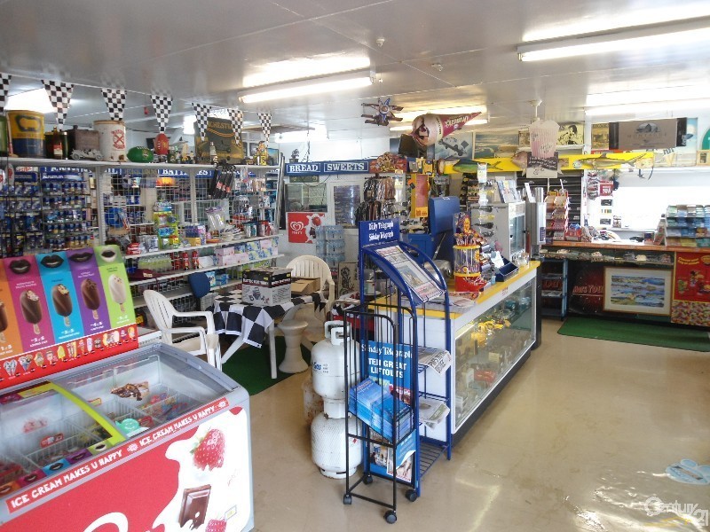 90 Campbell St, Narooma NSW 2546
