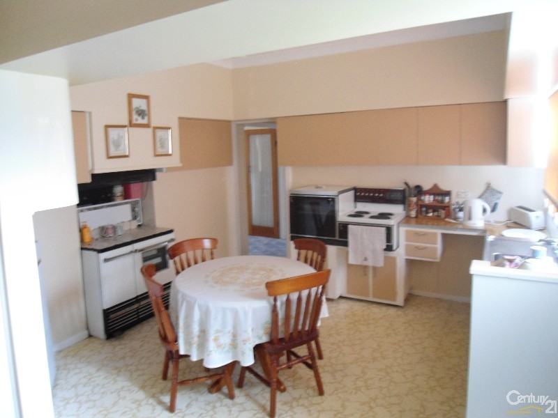 12 McMillan Rd, Narooma NSW 2546