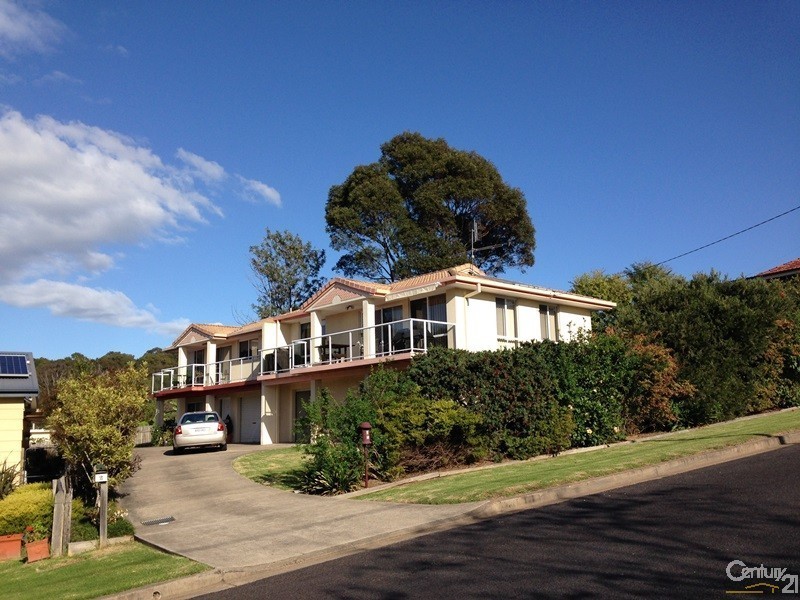 2/28 Marine Dr, Narooma NSW 2546