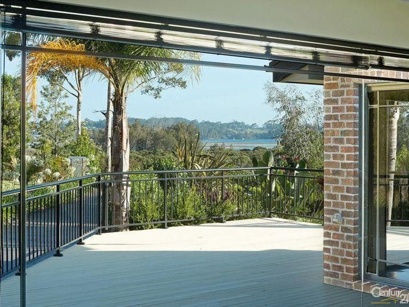 4 Alexander Place, North Narooma NSW 2546