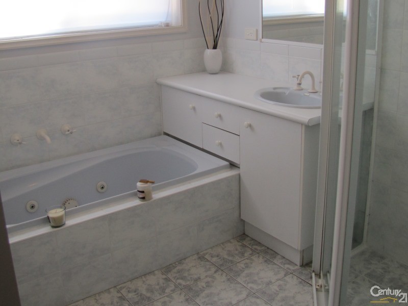 6B Clarke Street, Narooma NSW 2546