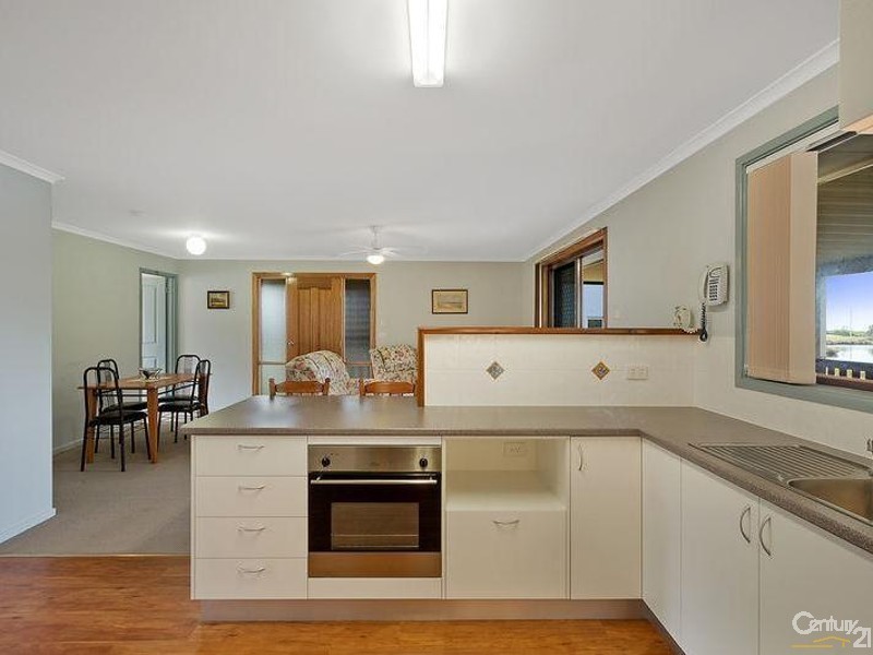 95 Cresswick Parade, Dalmeny NSW 2546