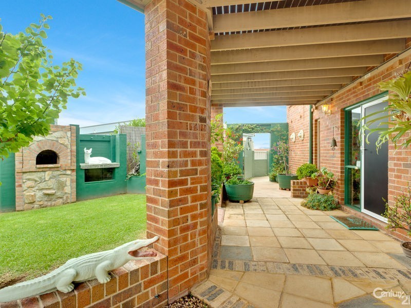 4 Mummaga Way, Dalmeny NSW 2546